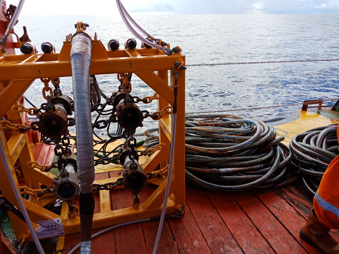 Seismic source and deck equipment documentation